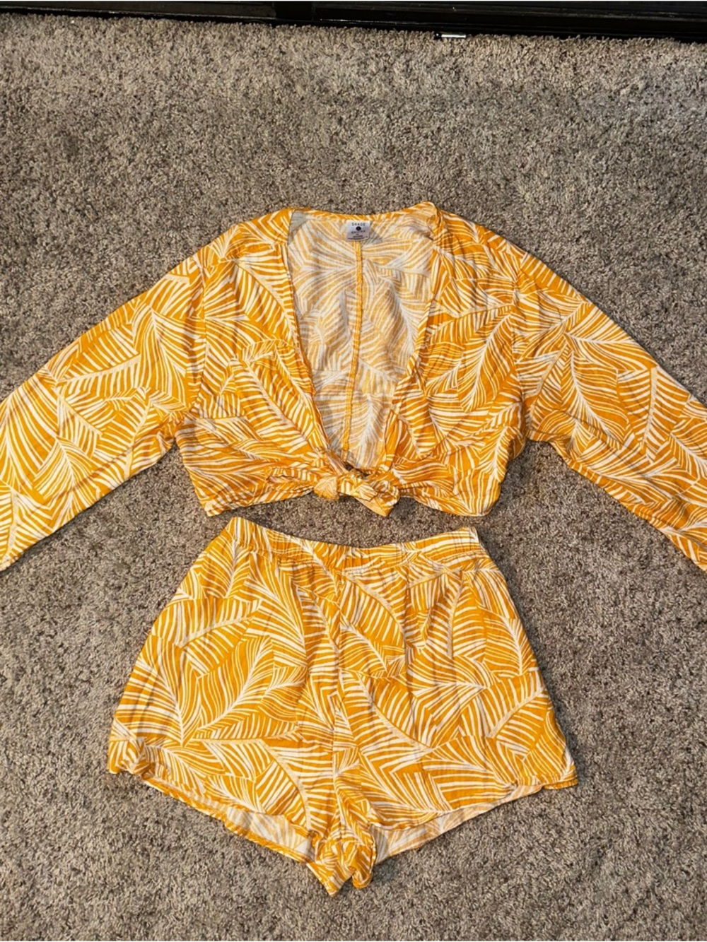 Shade & Shore Yellow Palm-Print Lounge Set - Picture 3 of 6